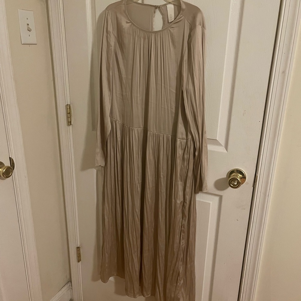 NWOT gold satin pleated dress